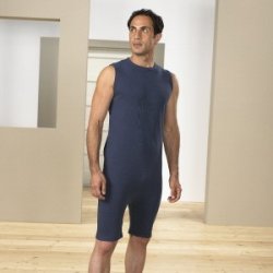 Dess. 2050 Heldragt, lynls ved ben og i ryg. Til bde damer og herrer. Hvid eller bl.