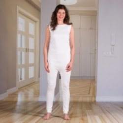 Dess.2031 Heldragt med lynls i ryg. Lange ben, til bde damer og herrer. Hvid eller bl